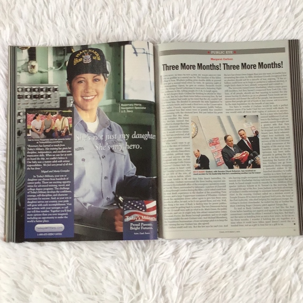 2001 Time Magazines - Picture 8 of 11